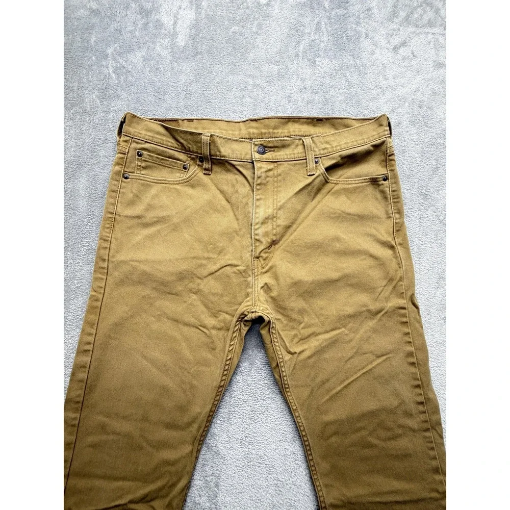 Levis levis 513